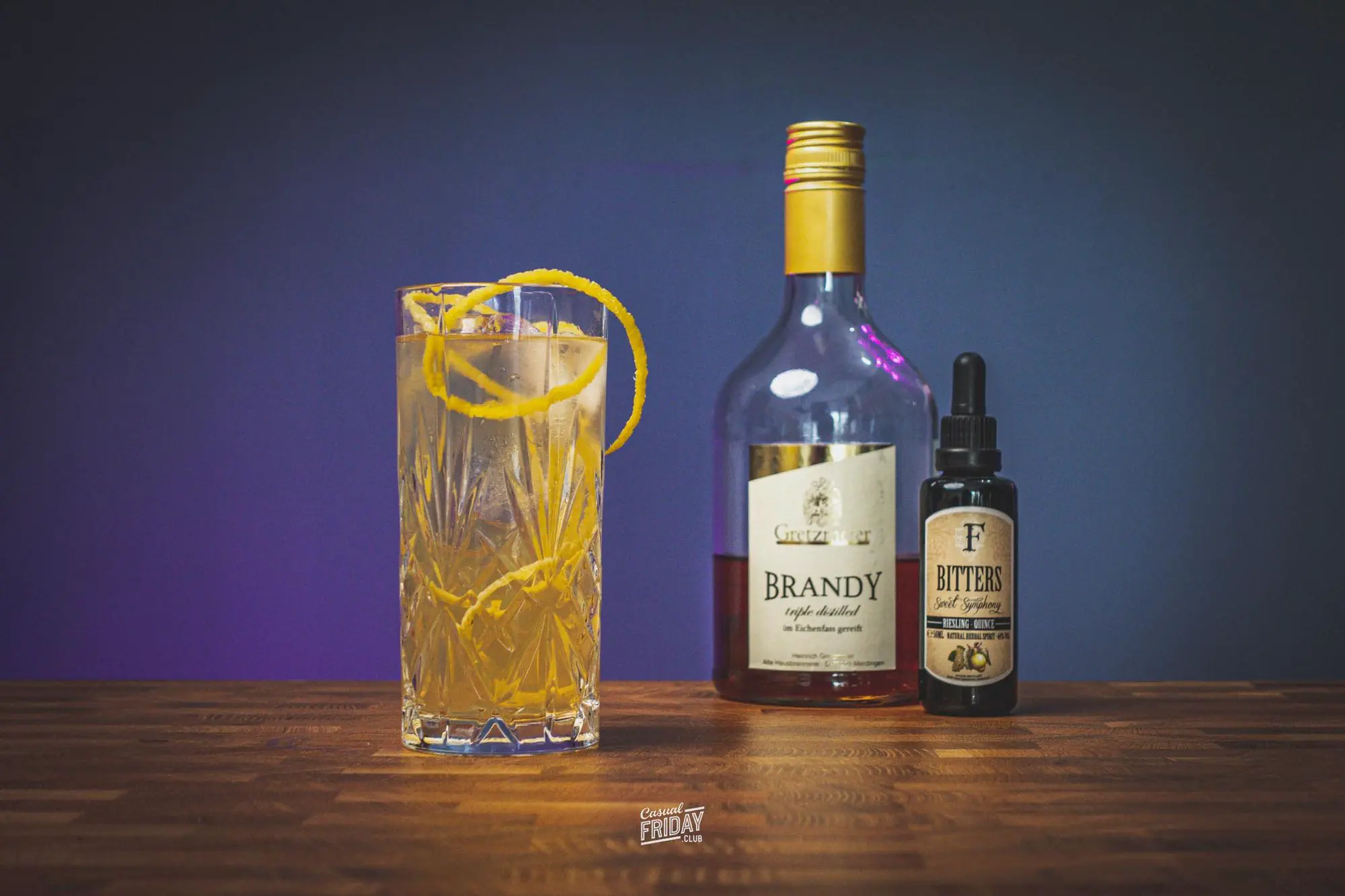 cocktail-casual-friday-club-horses-neck-00738.webp